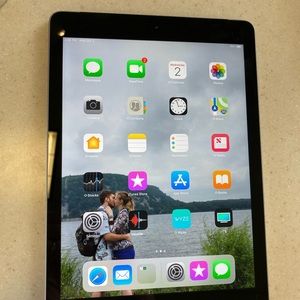 iPad 5th gen with Cellular